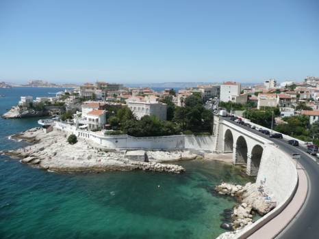 Découvrir le bord de mer de Marseille : la Corniche