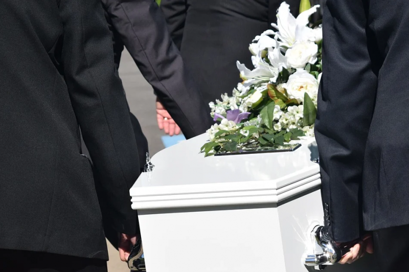 Concession funéraires familiales prix à Hyères dans le Var